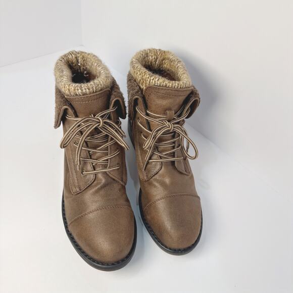 Cliffs by White Mountain Duena Bootie. - Picture 2 of 8